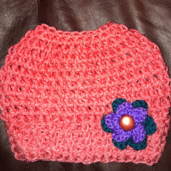 Accessories - Messy Bun Beanie